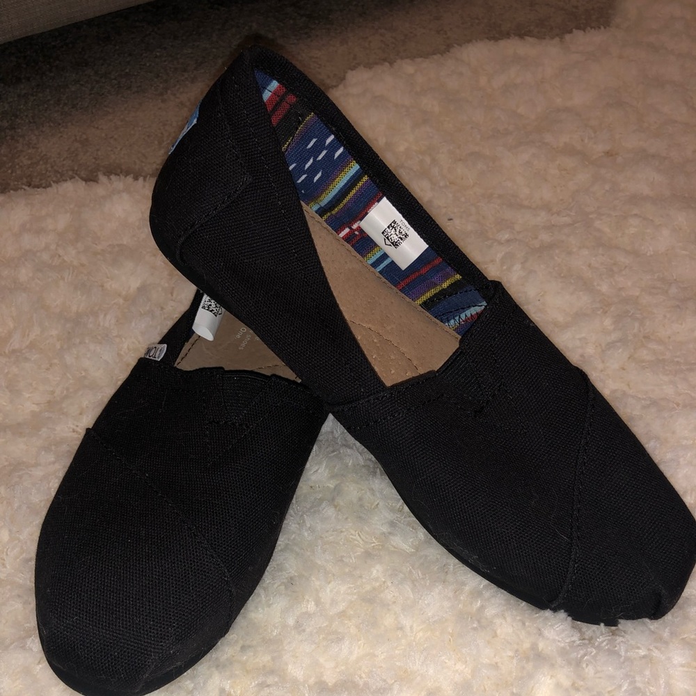 Toms